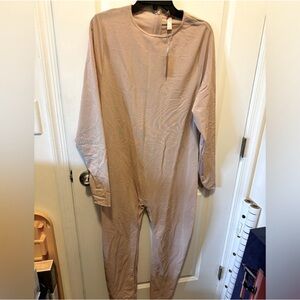 Skims All In One Crew Neck Long Sleeve Body Suit Jump Suit Clay 4X New NWT